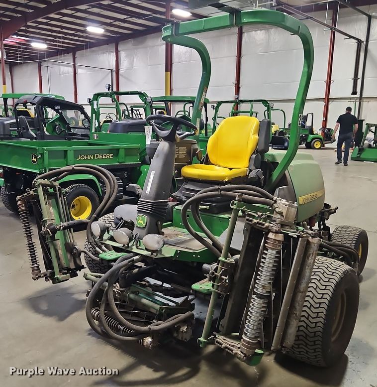 John Deere 7700 Precision Cut reel mower - EI8766