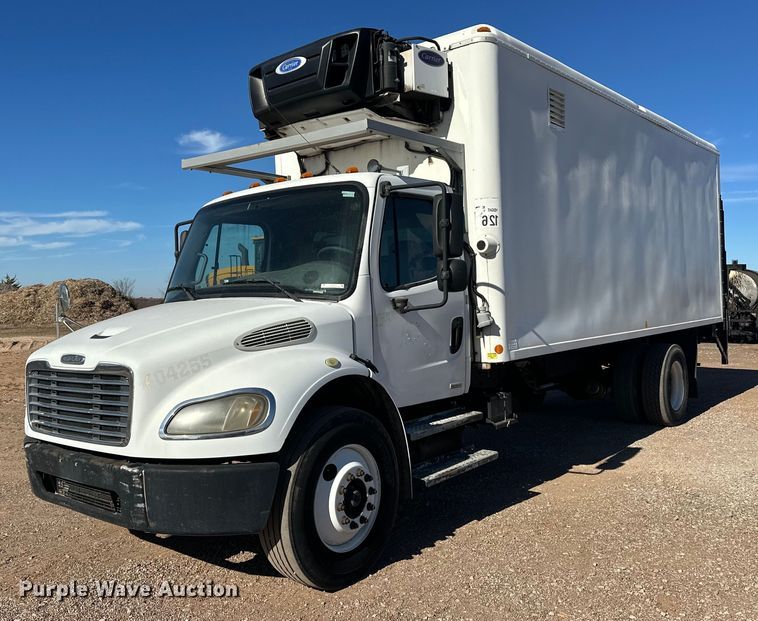 2004 Freightliner Business Class M2 refrigerated truck - EJ5215