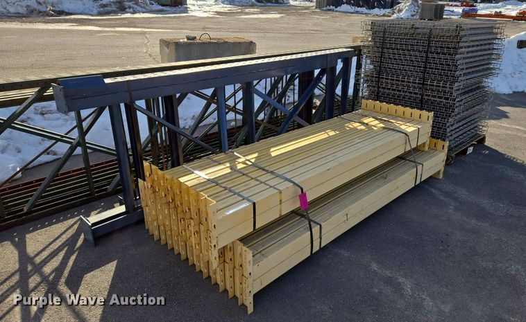 T-Bolt  pallet racking  - EQ3903