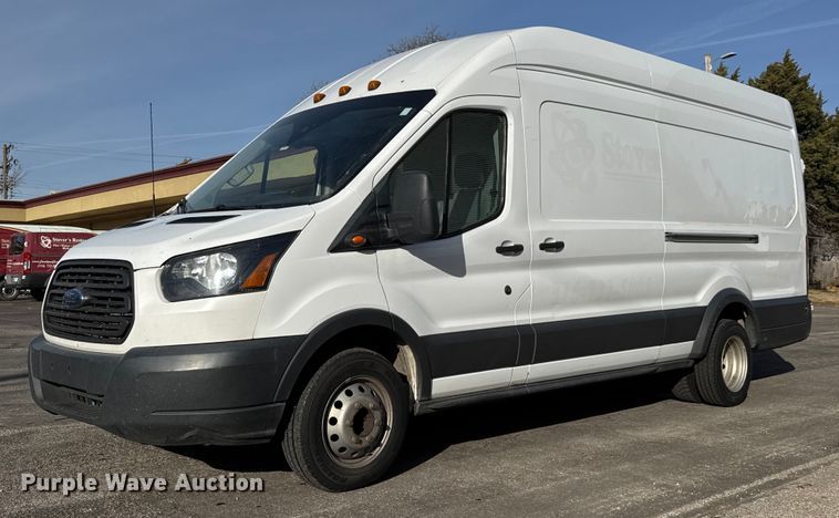 2017 Ford Transit 350 van - LH9402