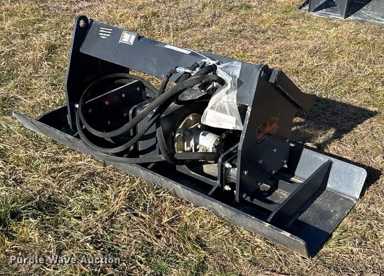 2024 LandHonor VPC-11-72W skid steer plate compactor - DO0126