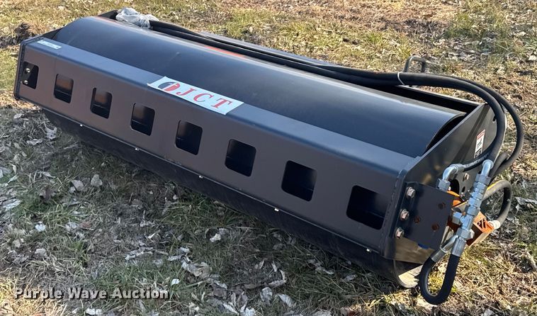 JCT Attachments skid steer roller - DO0196