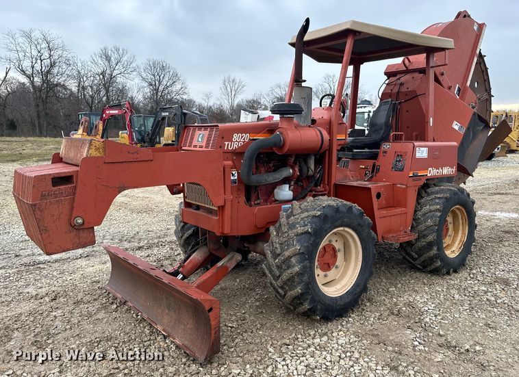 2000 Ditch Witch 8020T rock saw - DP6828