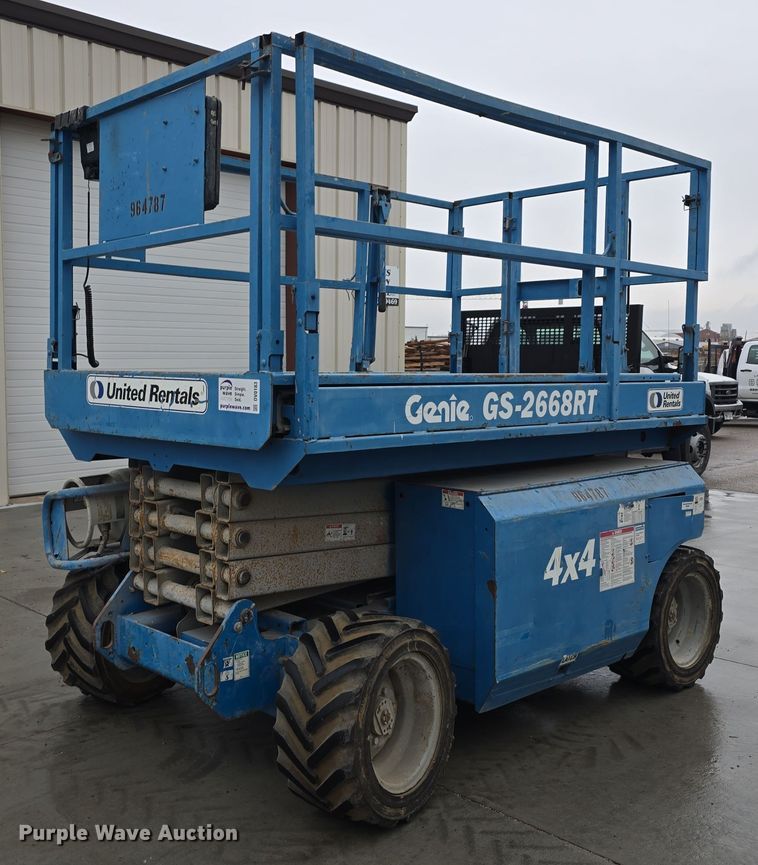 2007 Genie GS-2668RT scissor lift - DV0183