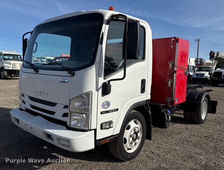 2016 Isuzu NPR roll-off container truck - EG2353