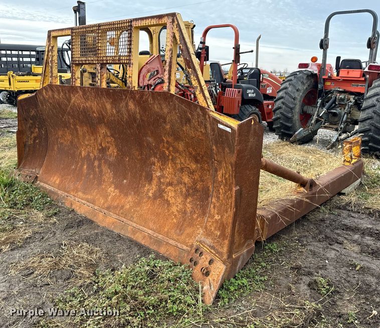 Komatsu 4CA31-B dozer blade - EN5005