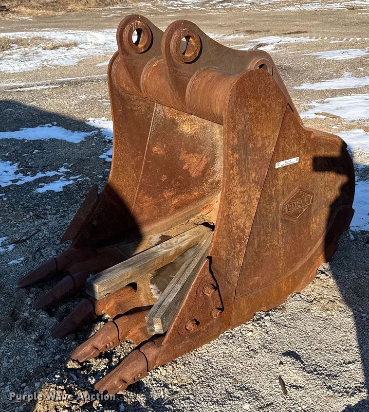 Hensley excavator bucket - EG7143