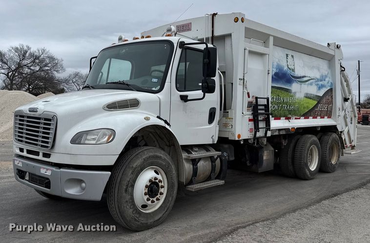 2016 Freightliner Business Class M2 106 refuse truck - EJ3424