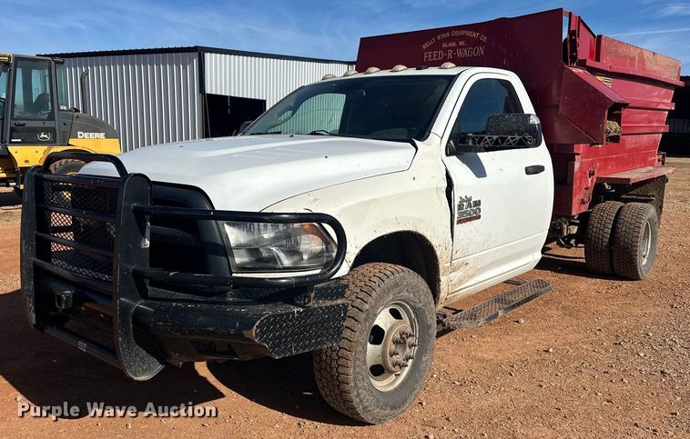 2015 Dodge Ram 3500 feed mixer pickup truck - ER4801