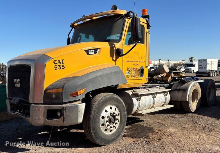 2014 Caterpillar CT660L semi truck - DT5456