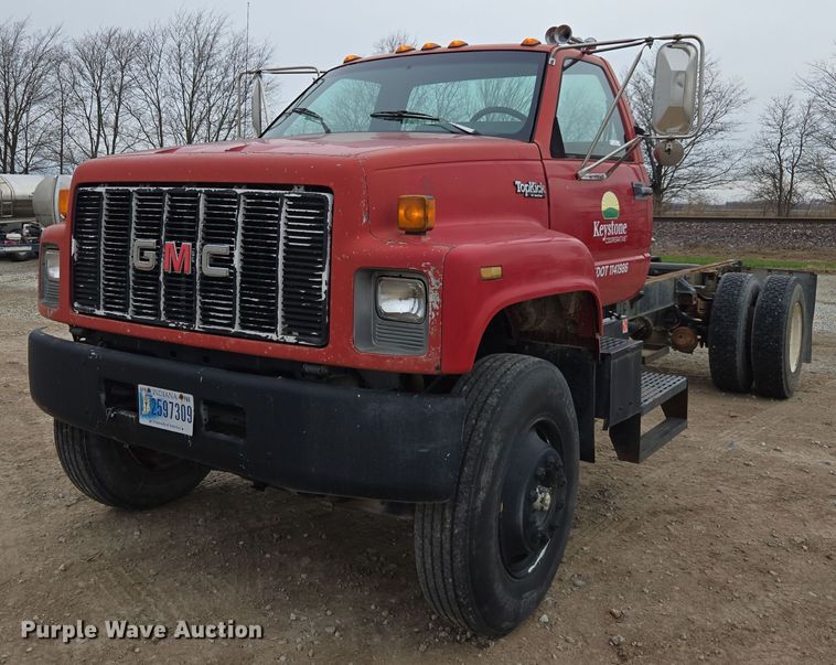 1994 GMC Top Kick truck cab and chassis - DX1623