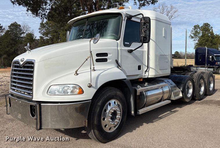 Mack CXN613 Truck Tractor For Sale | Purple Wave Auction