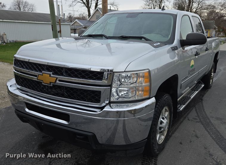 2014 Chevrolet Silverado 2500 LT Crew Cab pickup truck - DX1621