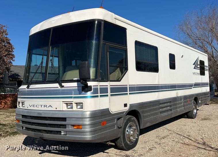 1995 Winnebago Vectra RV - ER4807