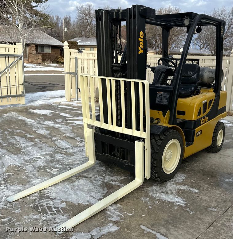 2020 Yale GLP050VXNKAE084 forklift - ER8581