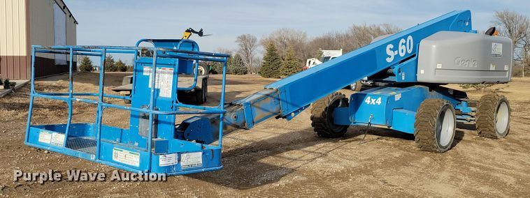 2006 Genie S-60 boom lift - DN3670