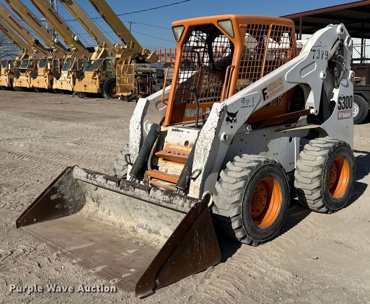 2008 Bobcat S300 skid steer loader - DO2590