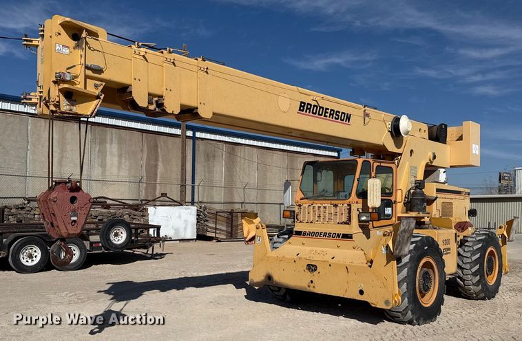 2011 Broderson RT-300-2F crane - DO2601