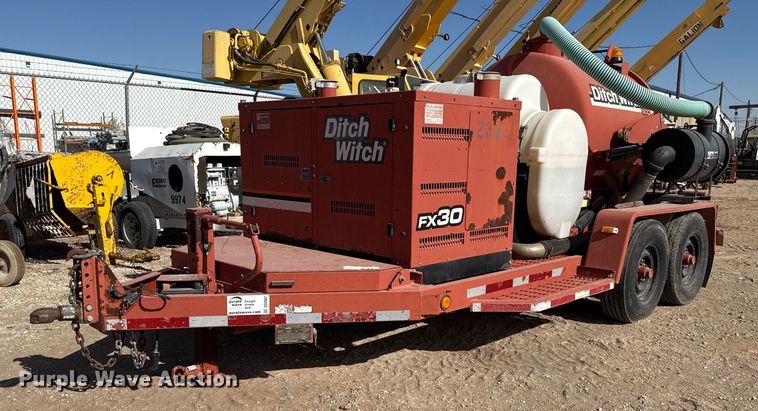 2013 Ditch Witch FX30 vacuum excavator - DO2607
