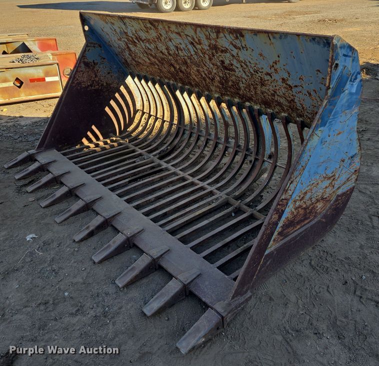102" W rock bucket - DT5459
