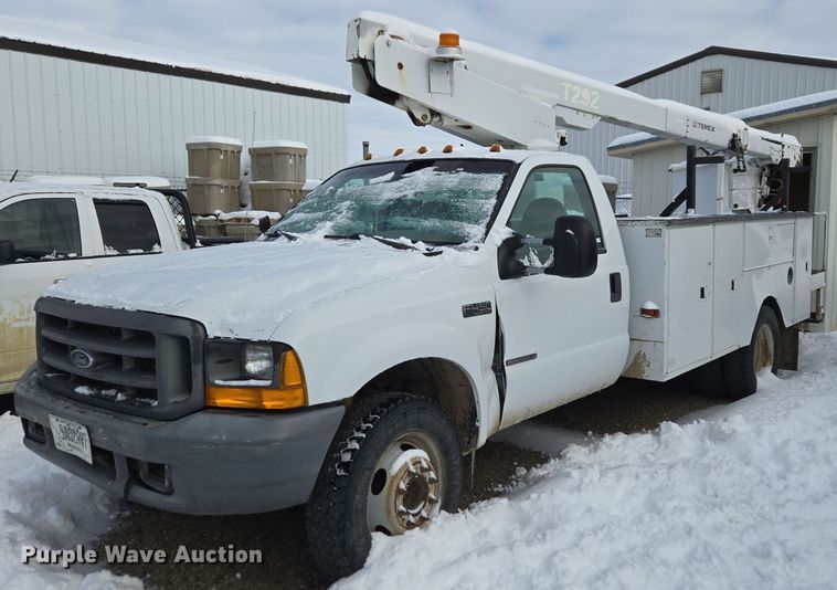1999 Ford F450 Super Duty bucket truck - ER5060