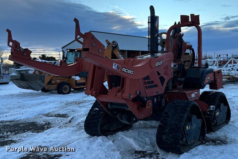 2013 Ditch Witch RT80 Quad vibratory cable plow - ER5074