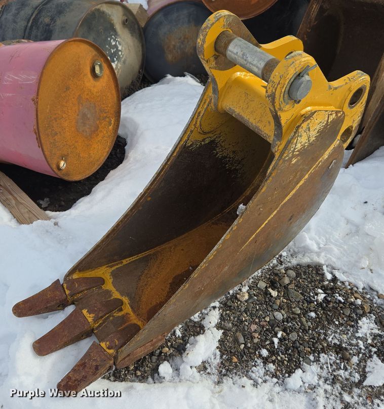 John Deere backhoe bucket - ER5094