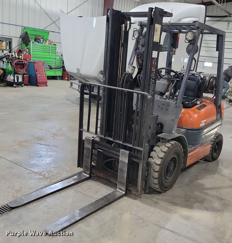 1998 Toyota  426FGU20 forklift - OH9507