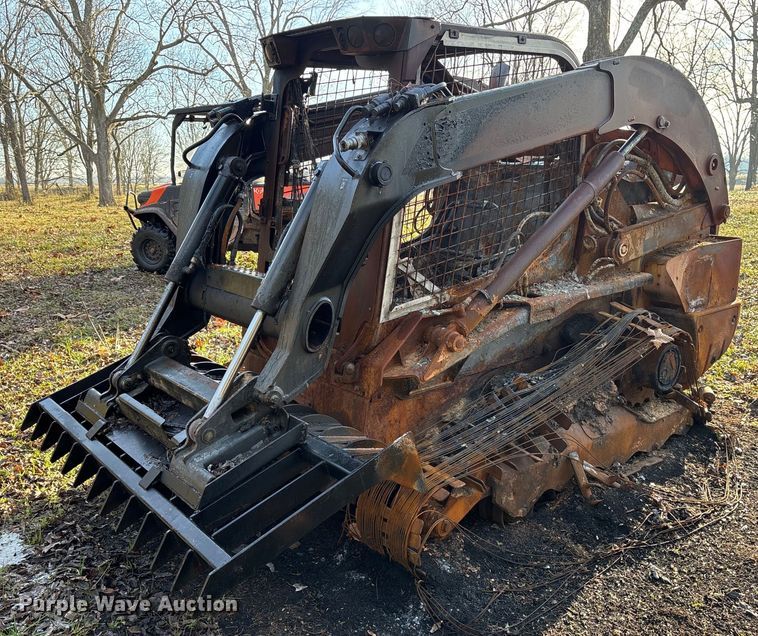 2023 New Holland C345 NR tracked skid steer loader - OK9515