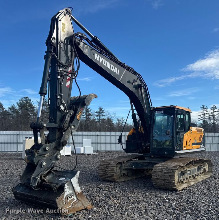 2022 Hyundai HX210AL excavator - YA0160