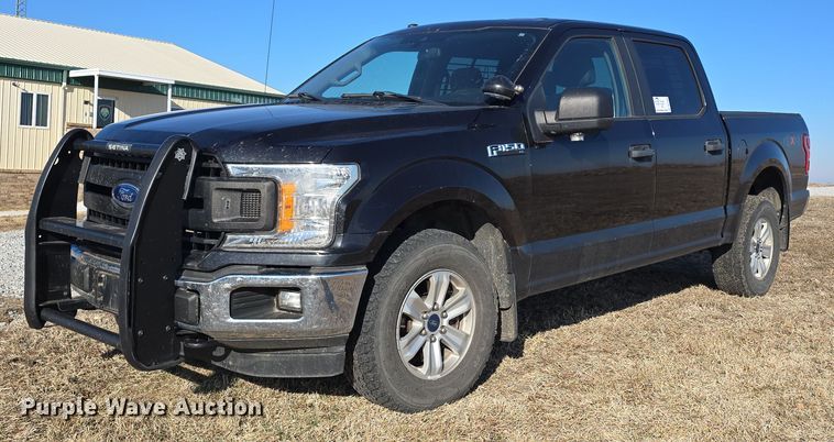 2019 Ford F150 SuperCrew pickup truck - DW3056