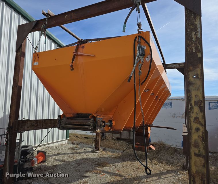 Monroe MV-168-84-56 spreader - EH8538