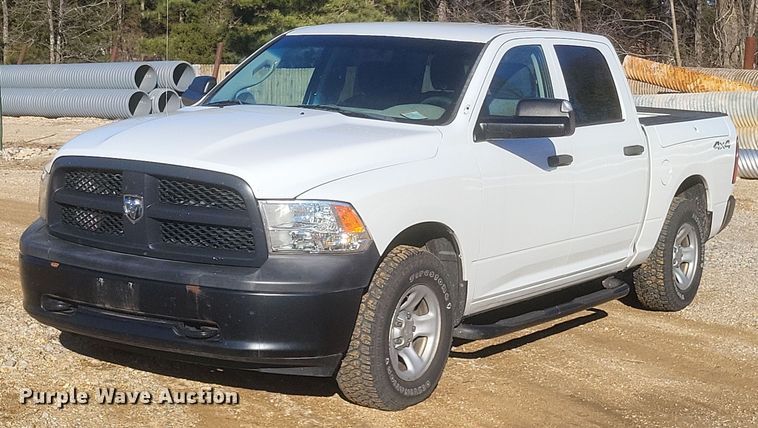 2012 Dodge Ram 1500 Crew Cab pickup truck - EJ8168