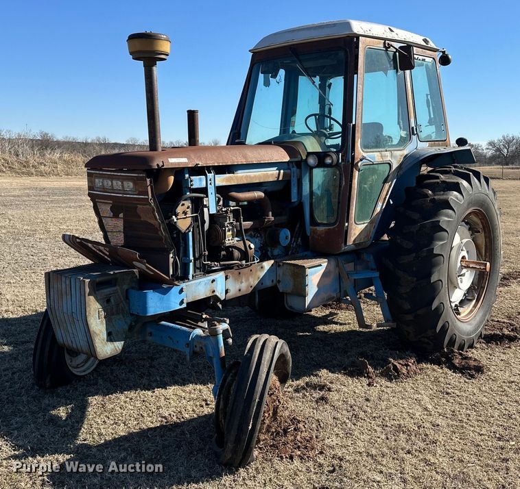 Ford tractor - ER4819