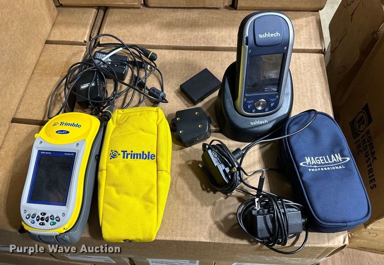 (2) GPS systems - ER8690