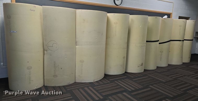 (15) wrestling mats - NI9413