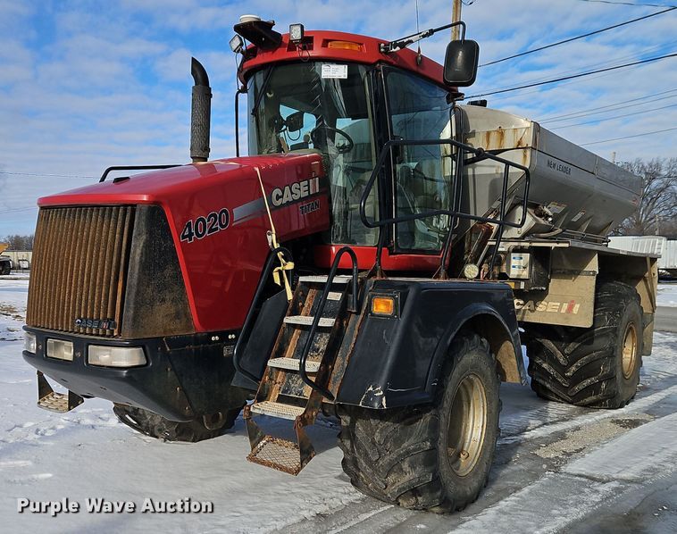 2011 Case 4020 spreader - DT7596