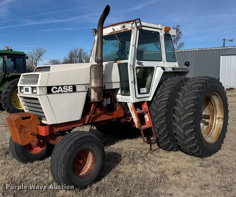 1979 Case 2390 tractor - DV2853