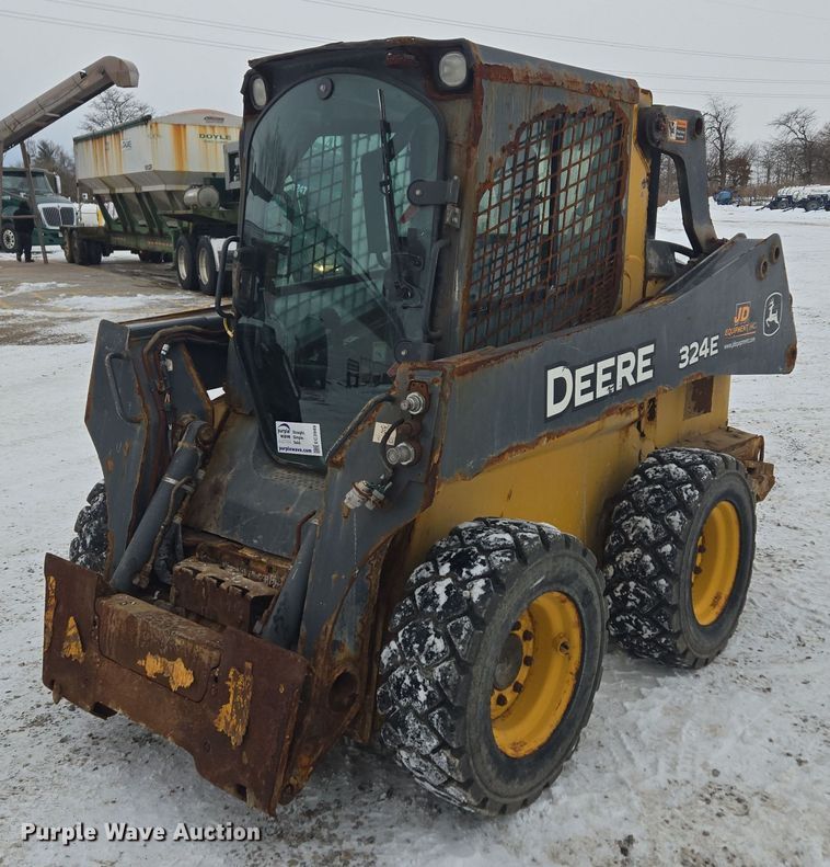2017 John Deere 324E skid steer loader - EC3949