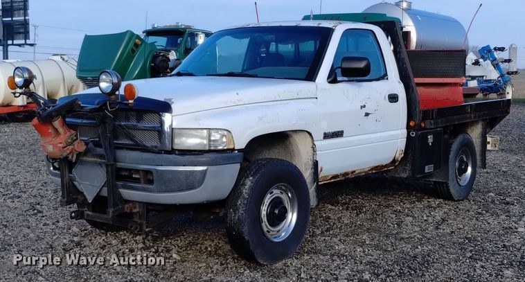1996 Dodge Ram 2500 flatbed pickup truck - EH0080