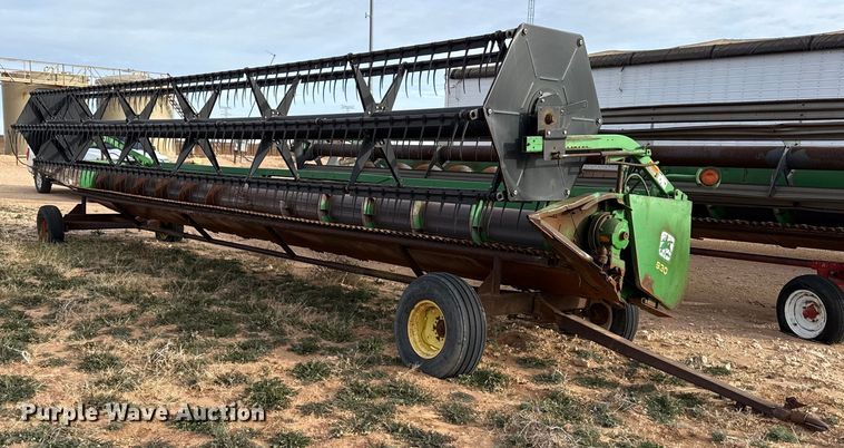 1995 John Deere 930 rigid head - EJ3455