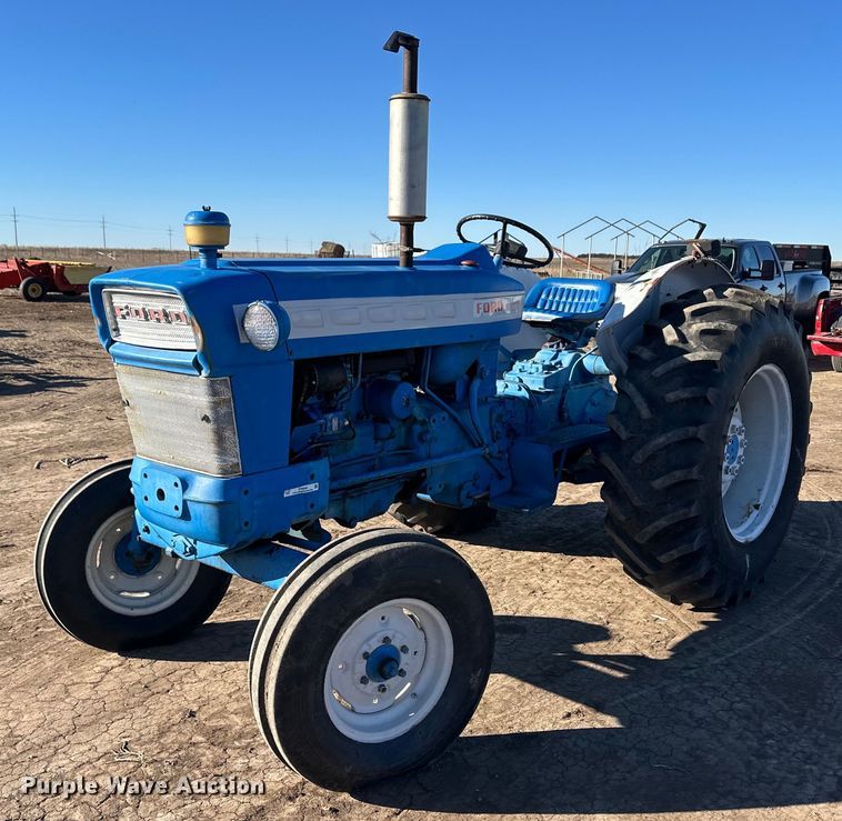 1966 Ford 5000 tractor - ER8693