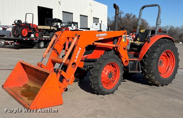 Kubota M7060D MFWD tractor - EY9863
