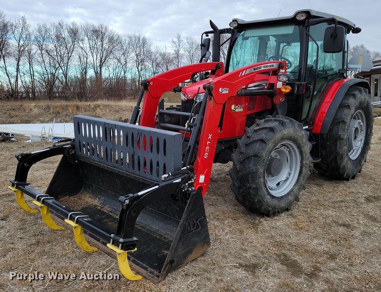 2020 Massey Ferguson 4707 MFWD tractor - NB9765