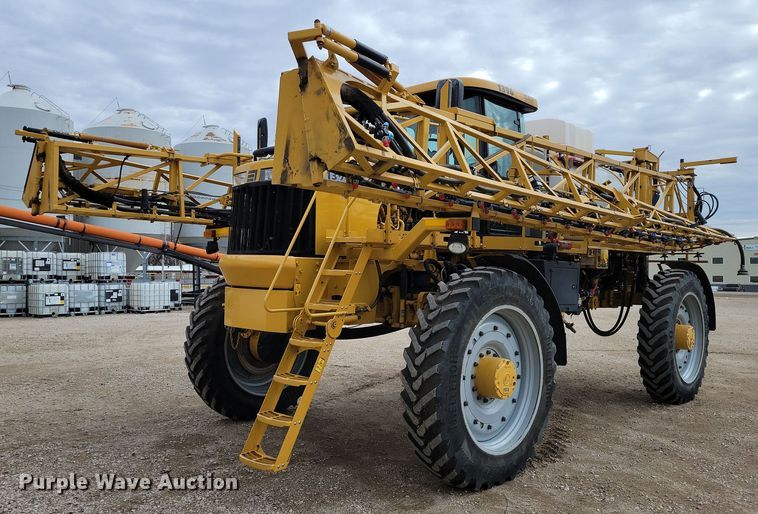 2011 Rogator 1396 sprayer - NB9780