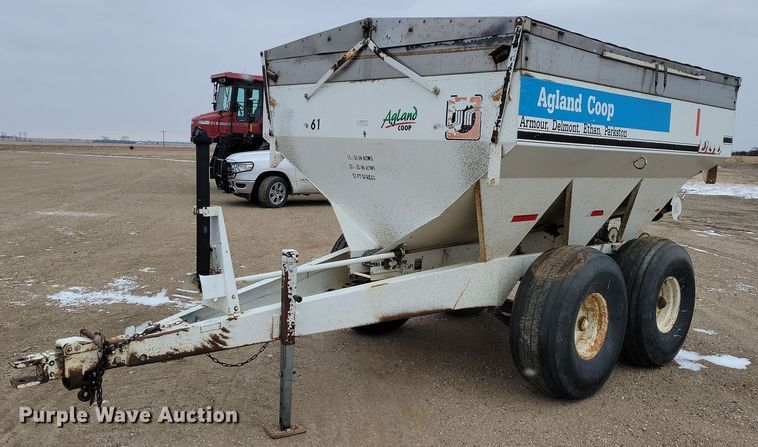 Willmar spreader - NB9795