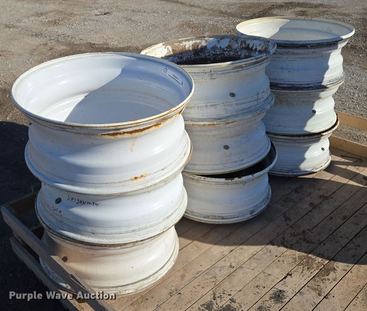 (18) 22.5 steel wheels  - EQ3914