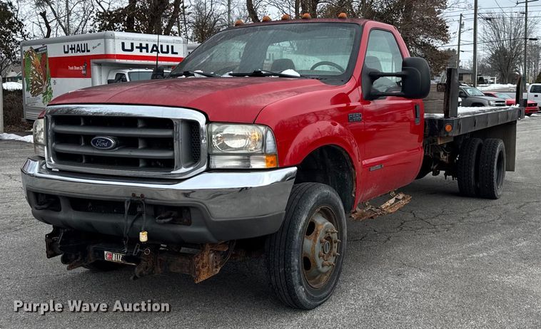 2002 Ford F550 flatbed truck - DH9770