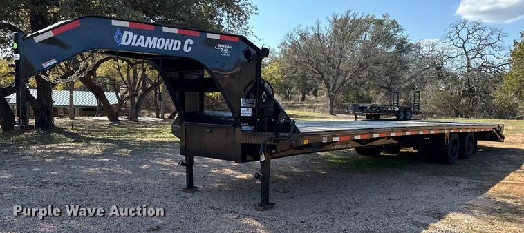 2024 Diamond C FMAX210 equipment trailer - DJ0938