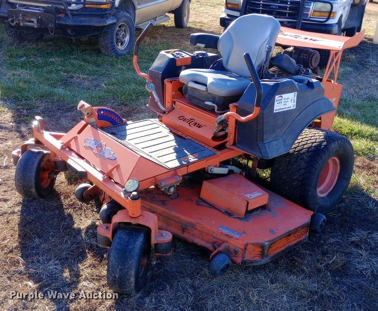 2013 Bad Boy Outlaw Pro Series ZTR lawn mower - DK7468